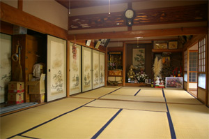 母屋